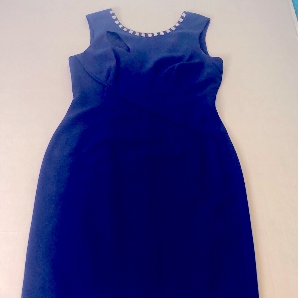 Adrianna Papell Navy Blue Studded Neckline Sleeveless Cocktail Dress Size 4 - Picture 9 of 15